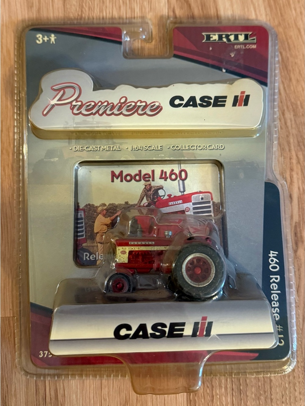 NEW 1/64 scale Case IH Farmall 460 Narrow Front Tractor ERTL Premiere Series #12